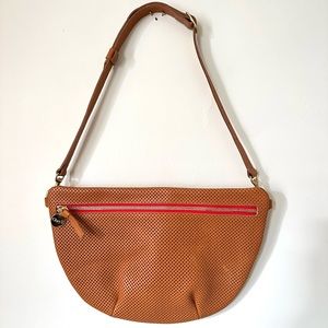 Clare V. Grande Fanny